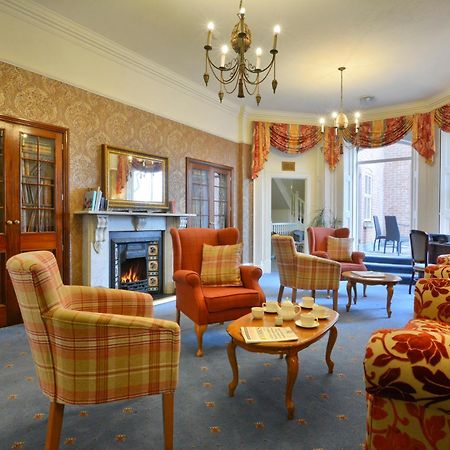 Best Western Kilima Hotel York Exteriör bild