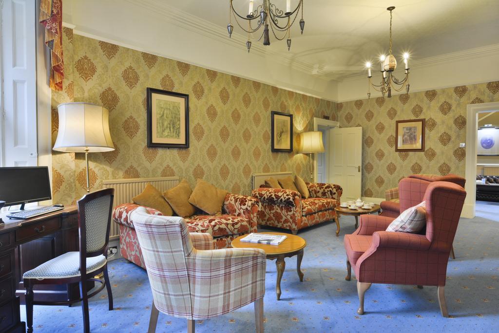 Best Western Kilima Hotel York Exteriör bild